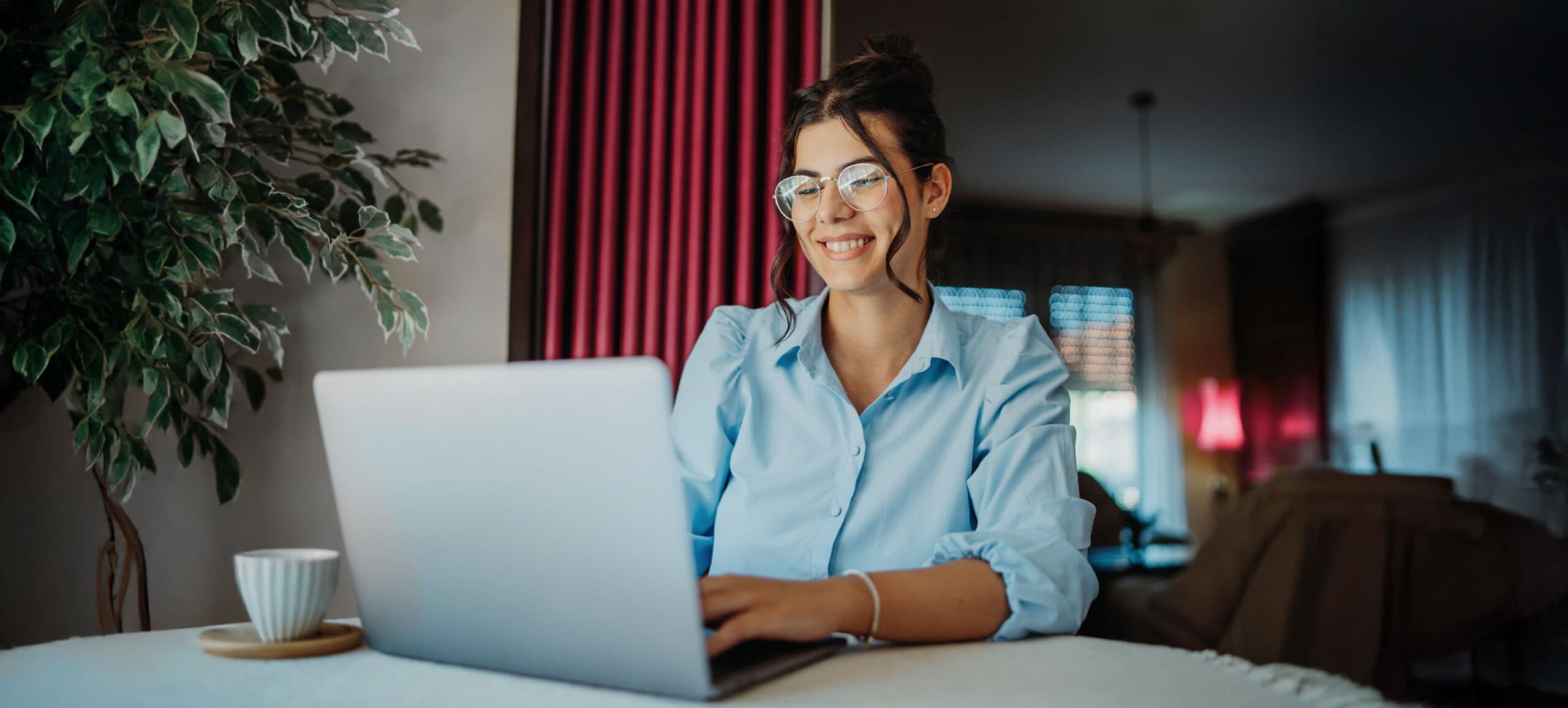 <strong>  Find Out What Your Property Is <span style="color:hsl(350, 82%, 61%);">Worth</strong></span>