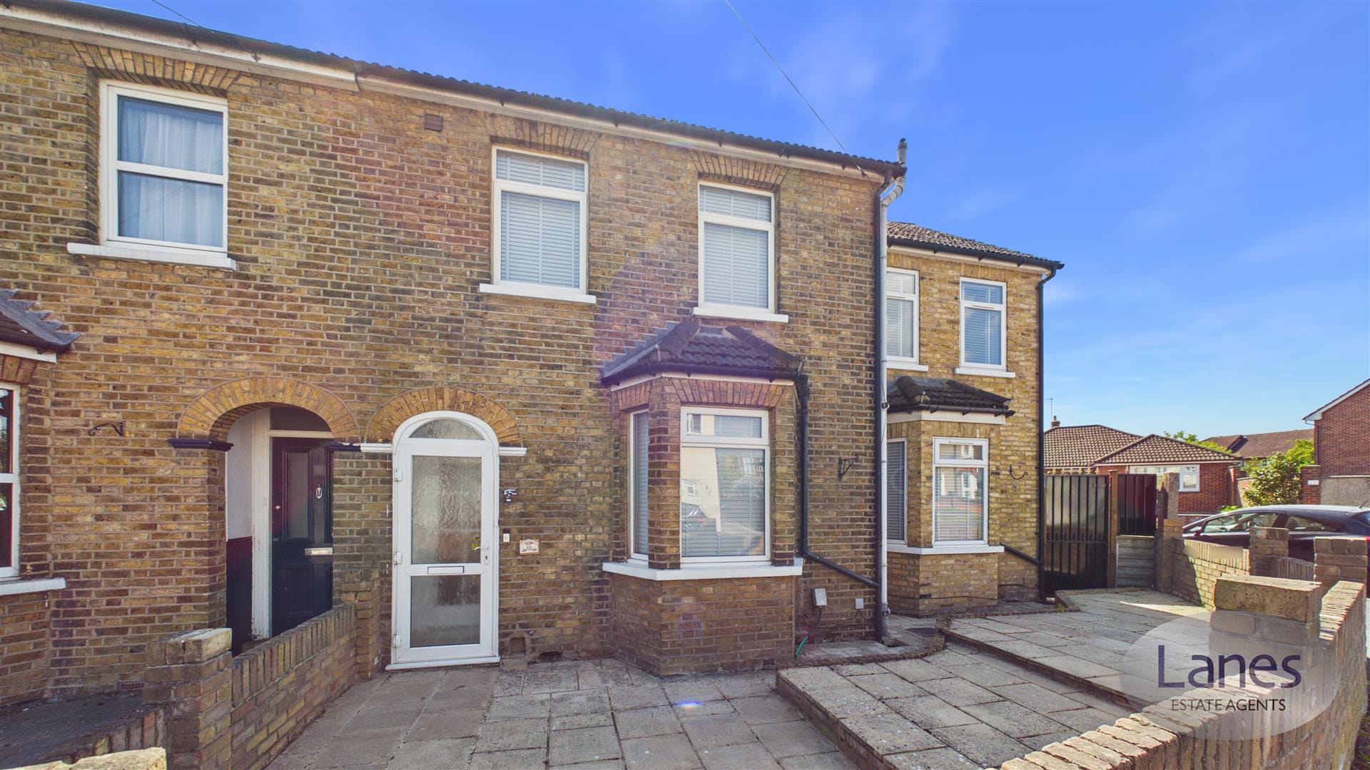 Longfield Lane, Cheshunt, Waltham Cross, EN7 6AE