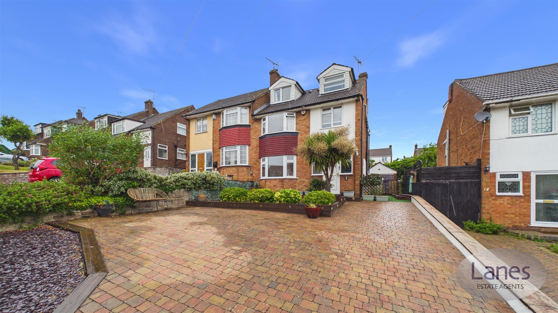 Cranfield Crescent, Cuffley, Potters Bar, EN6 4EA